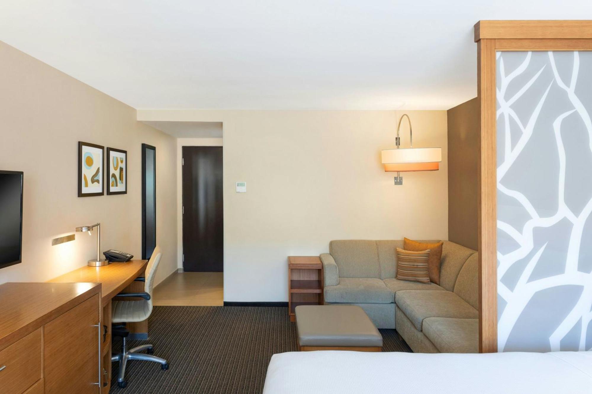 Courtyard By Marriott La Paz Baja California Sur Hotel Exterior photo