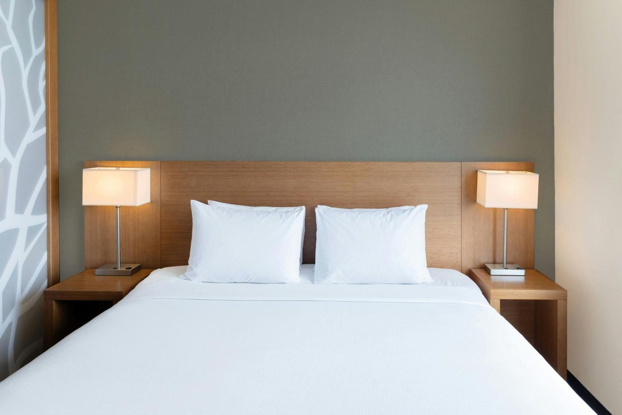 Courtyard By Marriott La Paz Baja California Sur Hotel Exterior photo