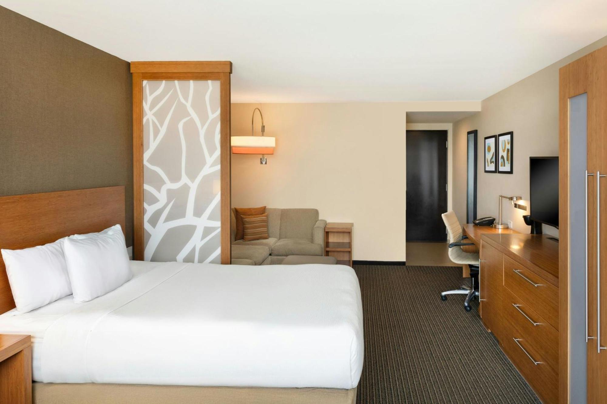 Courtyard By Marriott La Paz Baja California Sur Hotel Exterior photo